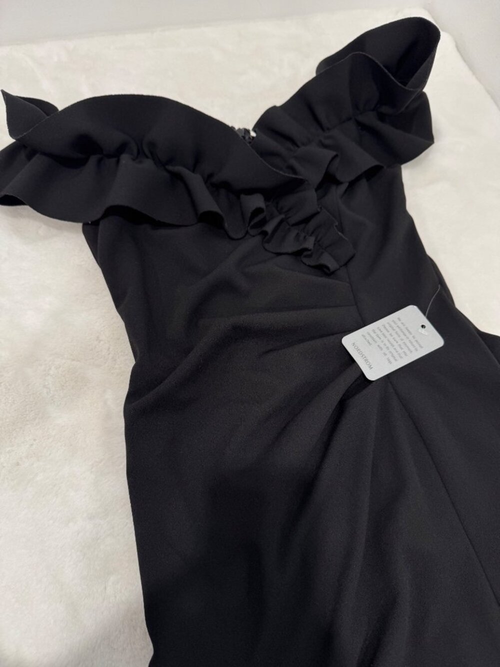 New XSCAPE Women's Size 10 Black Ruffle Off the Shoulder Ruched Gown - Picture 6 of 13
